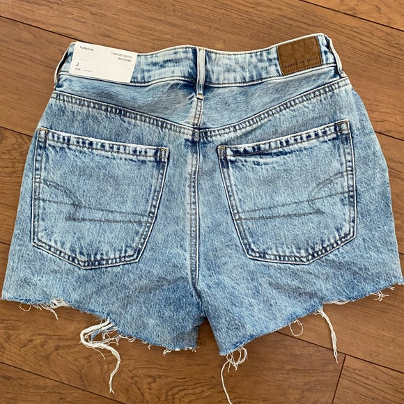Womens American eagle shorts size 2 - Picture 2 of 2